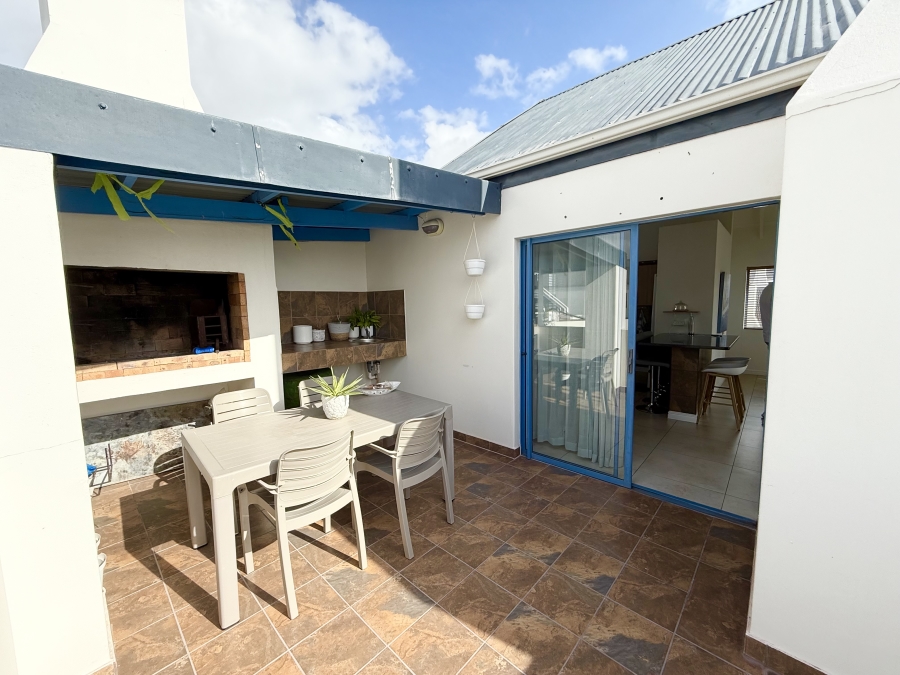 3 Bedroom Property for Sale in Blue Lagoon Western Cape